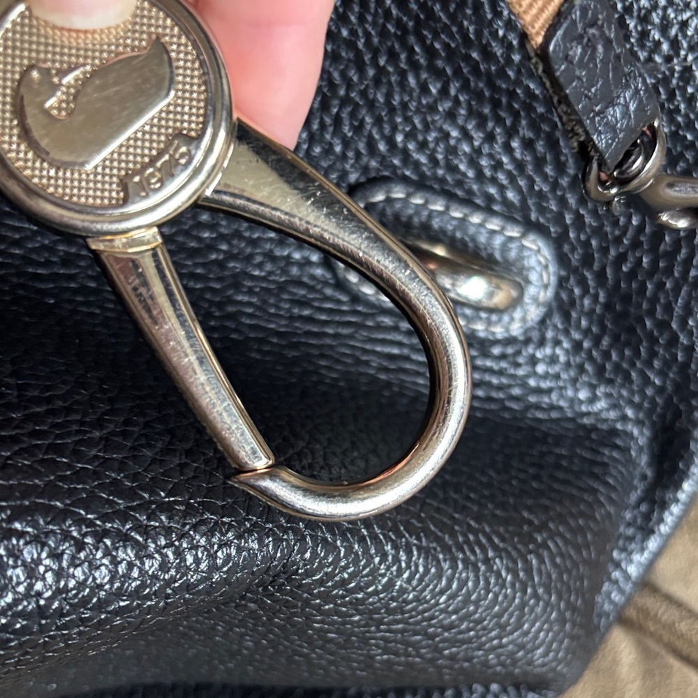 Dooney & Bourke Black Logo Lock purse . - Picture 4 of 6